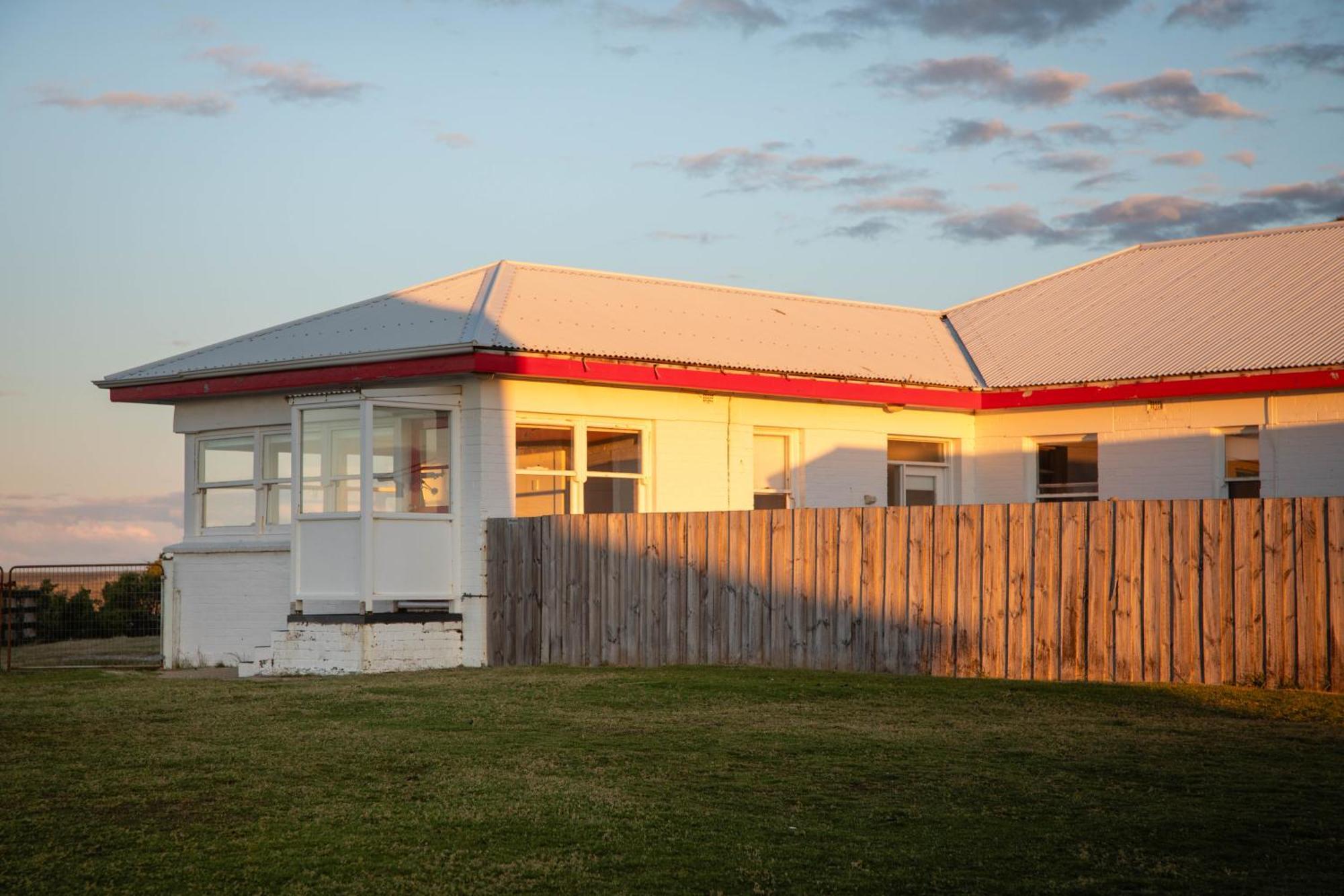 Low Head Pilot Station Exterior foto